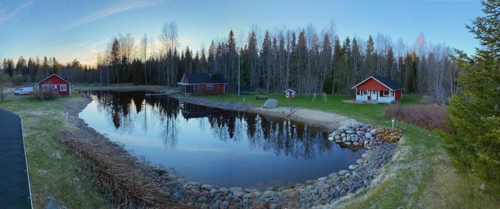 Hannunluhdan Lomamoekit Karijoki Exterior foto